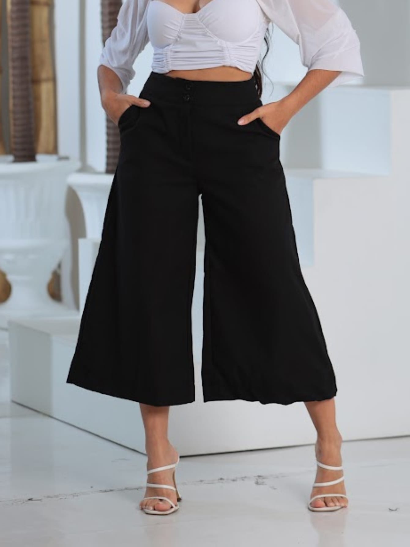 Calça Feminina Pantalona em Linho Middy