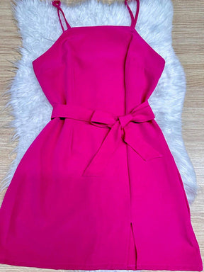 Vestido Feminino Curto com Cinto de Alcinha