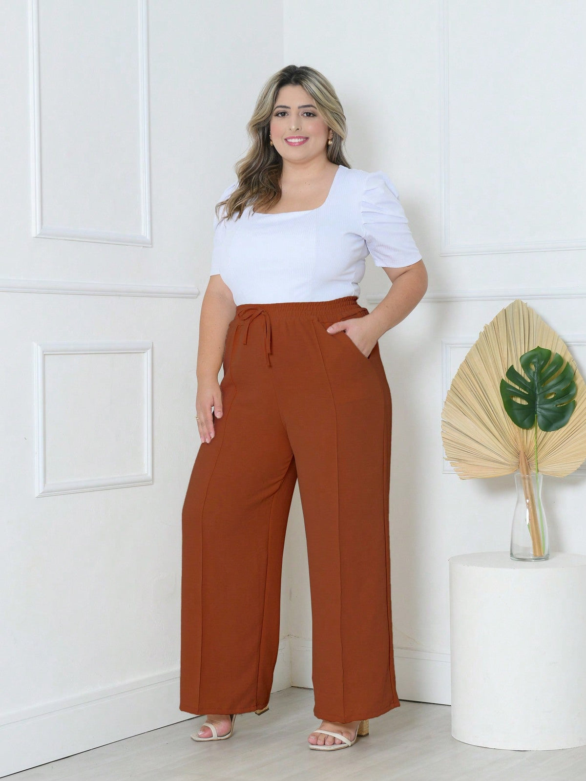 Calça Feminina Pantalona Plus Size Élegance