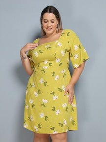 Vestido Feminino Curto Estampado Plus Size Mademoiselle