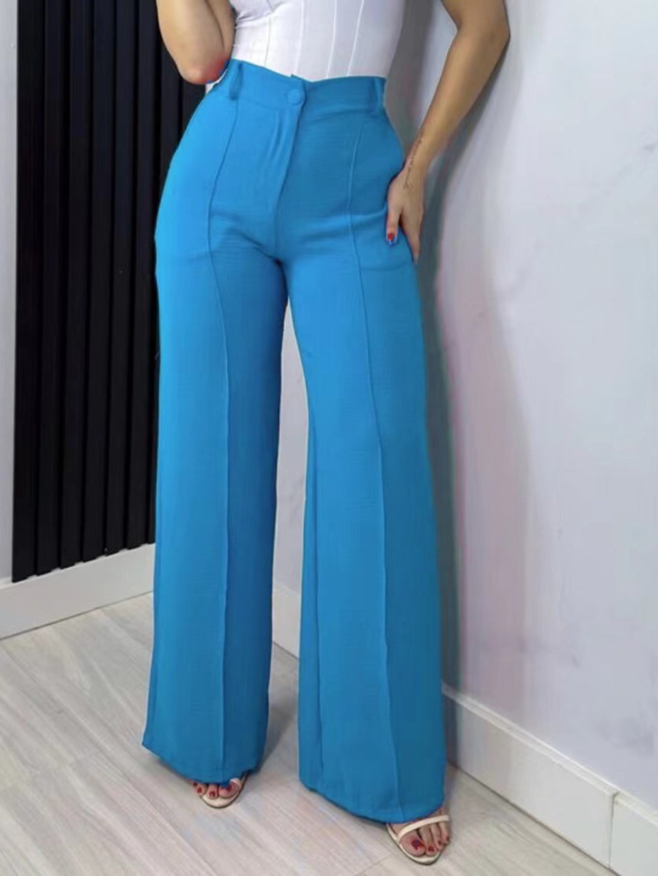 Calça Feminina Pantalona Alfaiataria com Bolso God King